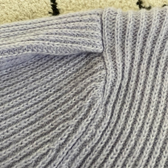Simons light purple knit sweater - Picture 3 of 4